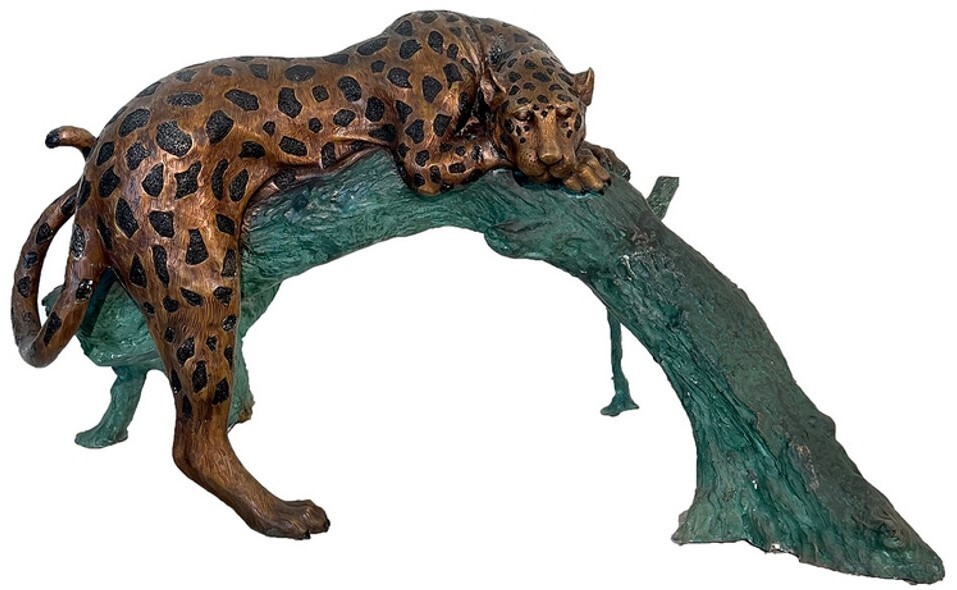 This spectacular bronze sculpture features a life-like leopard resting on a log as a coffee table base.