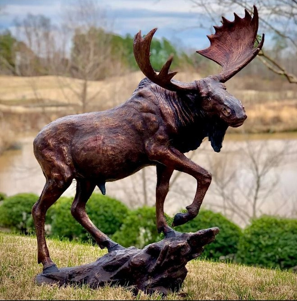 Bronze Moose on Rock Sculpture: A Majestic Wildlife Centerpiece for Home Gardens & Commercial Landscapes Enhance Your Space with the Bronze Moose on Rock Sculpture